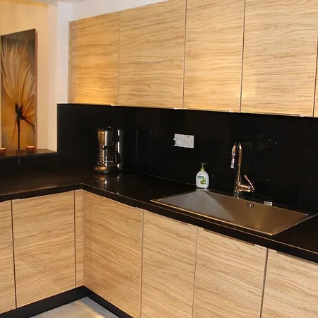 Apartment By The Sea-tessera Fanaria